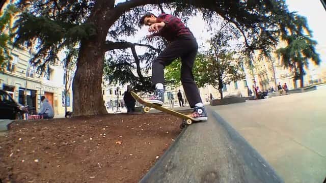 スラッシャーのインスタグラム：「Industrial Light & Magic @fuckingawesome @hockey.eyeswithoutaface 🎞 Now playing on ThrasherMagazine.com 📡」