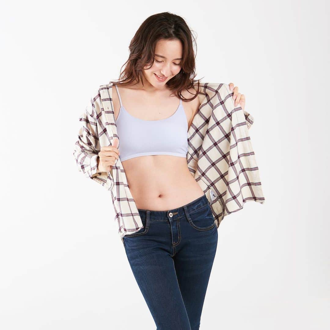 松本リコのインスタグラム：「・ ・ ・ ・ データ貰うとモチベーションあがる♡ ・ ・ ・ #japanesegirl #japangirl  #japanesemodel #japanmodel #yahoo #お洒落 #インスタグラマー  #インフルエンサー #撮影 #ハーフ顔 #ハーフモデル #fashion #通販モデル #ファッション #楽天 #通販」
