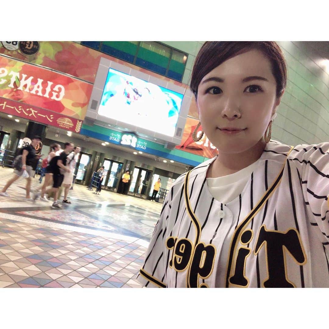 福咲れんのインスタグラム：「負けちゃったけど、なんだかんだ楽しかったから結果オーライ！！ #阪神タイガース #Tigers #東京ドーム」
