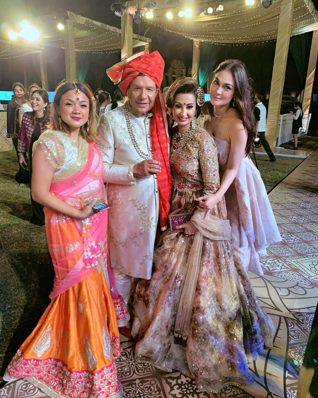 ルナ・マヤさんのインスタグラム写真 - (ルナ・マヤInstagram)「Congratulations Mr. And Mrs Raam Punjabi 🎉 #thesambawedding #bali」8月17日 11時03分 - lunamaya