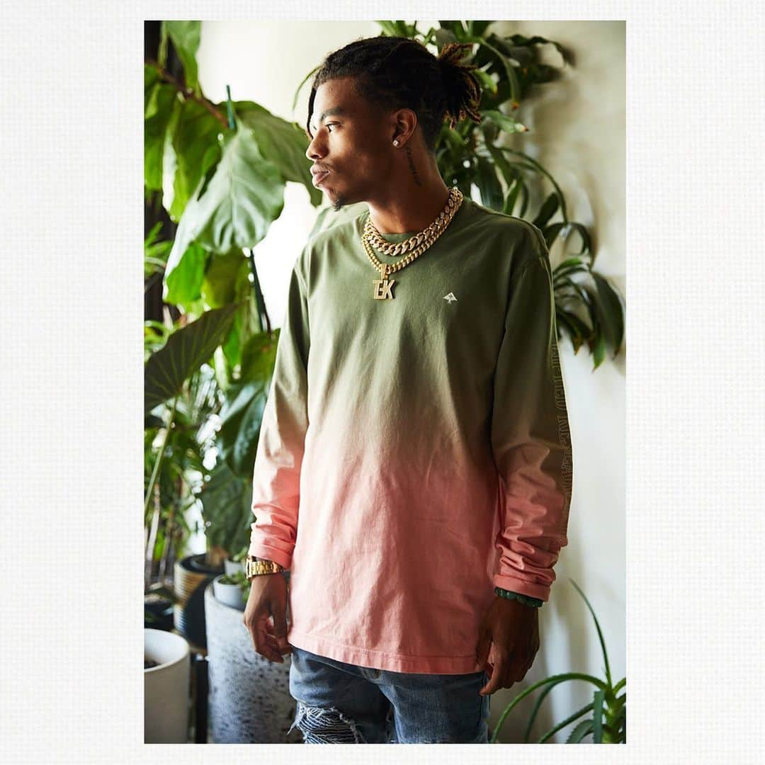 エルアールジーさんのインスタグラム写真 - (エルアールジーInstagram)「In The Midst Long Sleeve Tee. HILOHA Collection. Available Now. #LRG」8月17日 11時47分 - lrgclothing