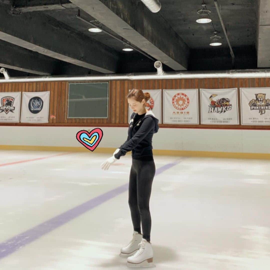 ソヒョンさんのインスタグラム写真 - (ソヒョンInstagram)「figure skating❄️」8月17日 11時55分 - seojuhyun_s