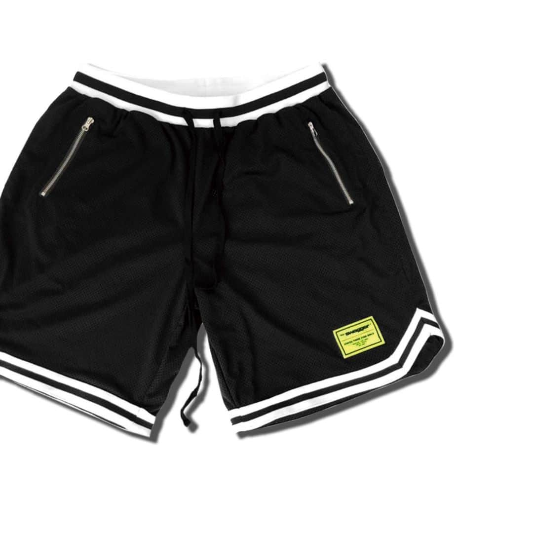 スワッガーのインスタグラム：「SWAGGER Spring Summer 2019 Collection ﻿ ﻿ MESH GAME SHORTS﻿ ﻿ #swagger_tokyo #swagger #SWG #swg_tokyo #スワッガー #shorts #gameshorts #basketballshorts #meshshorts﻿ ﻿」