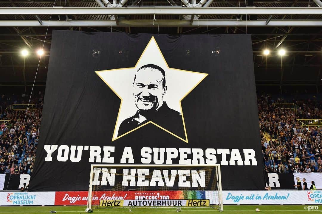 フィテッセさんのインスタグラム写真 - (フィテッセInstagram)「YOU’RE A SUPERSTAR IN HEAVEN ⭐️ ⠀⠀⠀⠀⠀⠀⠀⠀⠀ ⠀⠀⠀⠀⠀⠀⠀⠀⠀ ⠀⠀⠀⠀⠀⠀⠀⠀⠀ #Vitesse #vitpec」8月17日 3時17分 - mijnvitesse