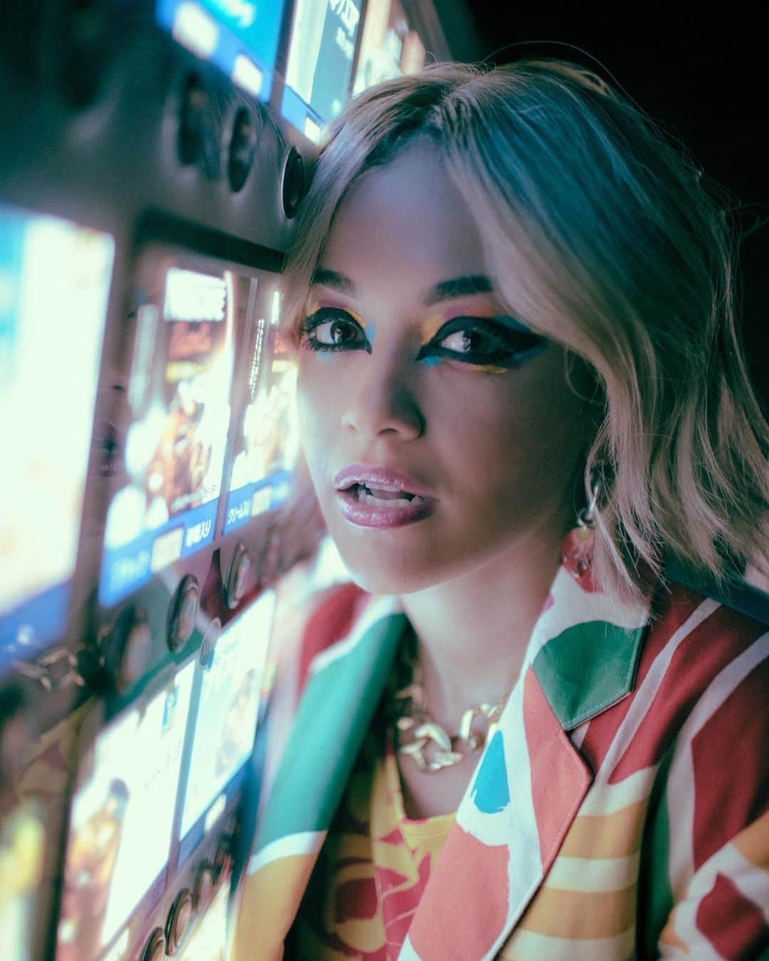 リタ・オラさんのインスタグラム写真 - (リタ・オラInstagram)「Tokyo you got me ❤️✨ @ronanpark」8月17日 3時12分 - ritaora