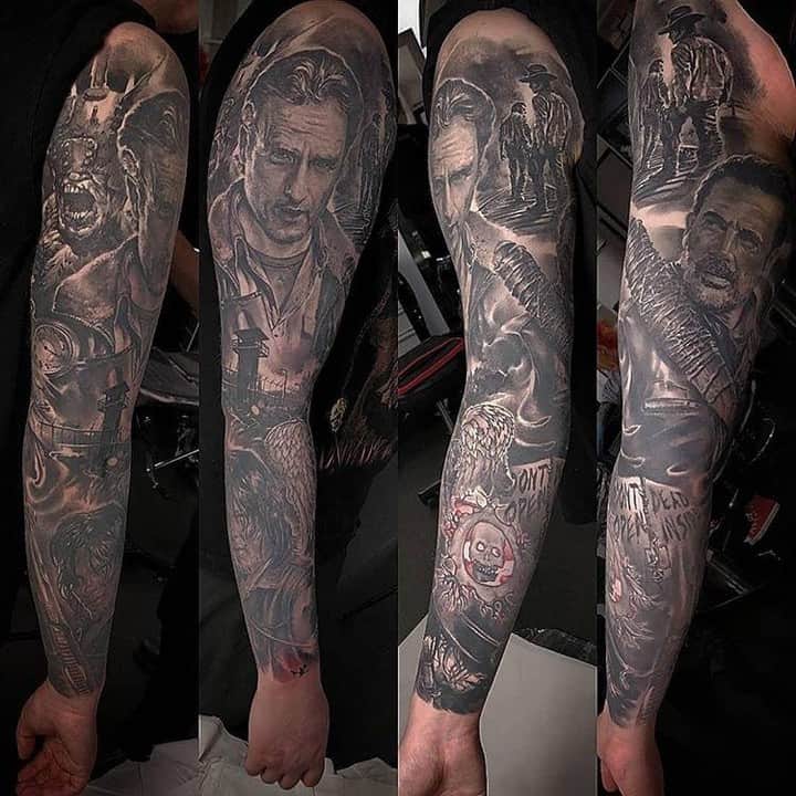 The Walking Deadさんのインスタグラム写真 - (The Walking DeadInstagram)「How dedicated of a fan are YOU? This week's #FanArtFriday is thanks to @danielphillips2404, fan from day 1, who's beautiful sleeve was done at Old London Road Tattoos. #TWD」8月17日 4時00分 - amcthewalkingdead