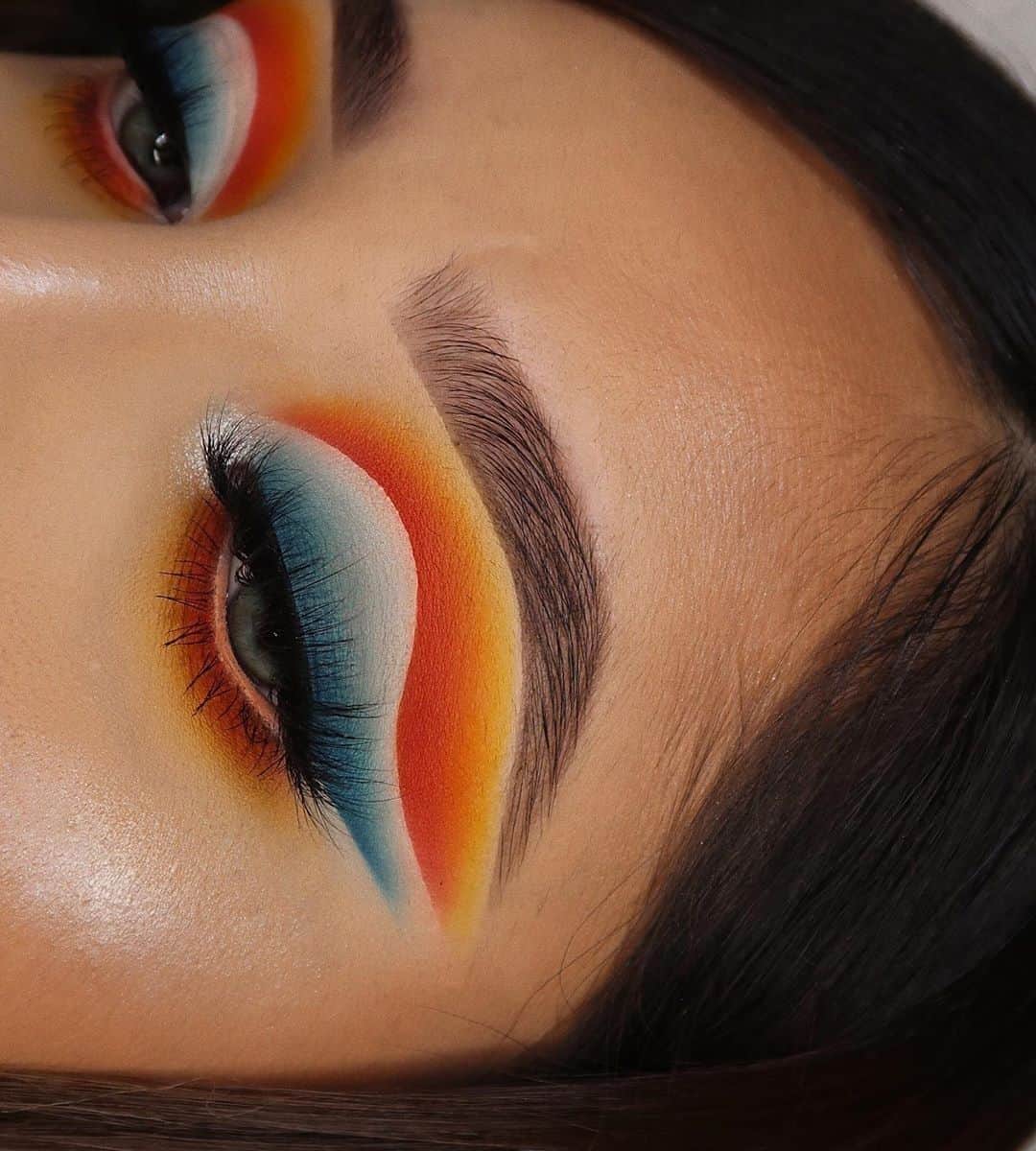 NYX Cosmeticsさんのインスタグラム写真 - (NYX CosmeticsInstagram)「Obsessed with this fire & ice inspired cut crease by @yamelarriagaxo 🔥❄️ She achieves the look using our Modern Dreamer Shadow Palette ✨ Tap to shop 😘 || #nyxcosmetics #nyxprofessionalmakeup #ultabeauty #crueltyfreebeauty」8月17日 4時29分 - nyxcosmetics
