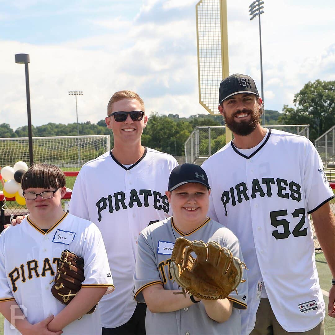 ピッツバーグ・パイレーツさんのインスタグラム写真 - (ピッツバーグ・パイレーツInstagram)「We hosted a special Miracle League Fantasy Camp today at the Miracle League of the South Hills!」8月17日 4時32分 - pittsburghpirates