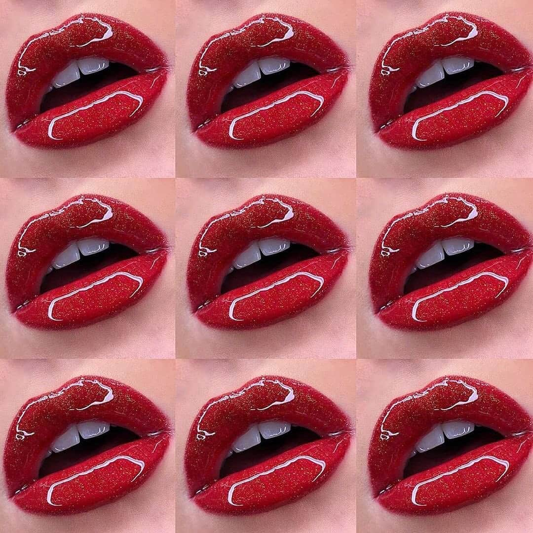 M·A·C Cosmetics UK & Irelandさんのインスタグラム写真 - (M·A·C Cosmetics UK & IrelandInstagram)「We repeat: The full recommended retail price (RRP less VAT) of VIVA GLAM Lipstick is donated to organisations that support the health and rights of people of All Ages, All Races and All Genders.⁣ #regram @maccarnabystreet #VIVAGLAMFriday #MACCosneticsUK #MACCosmetics」8月17日 4時47分 - maccosmeticsuk