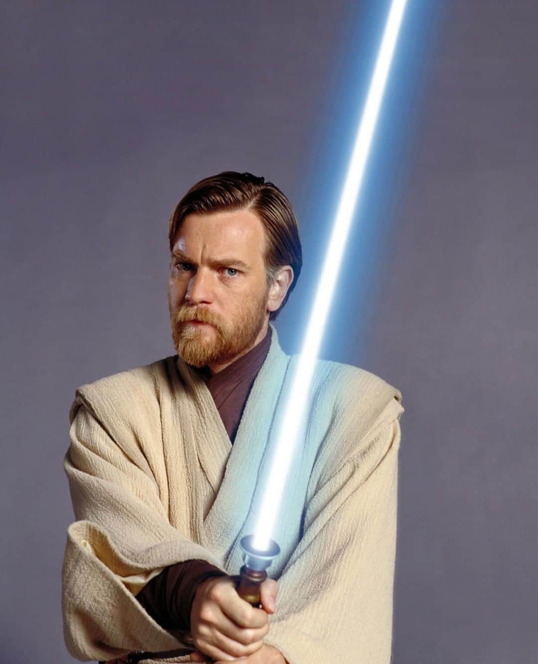 ハリウッド・リポーターさんのインスタグラム写真 - (ハリウッド・リポーターInstagram)「The Jedi Order is calling #EwanMcGregor into service once again. The actor's in negotiations to reprise his iconic #StarWars role in an Obi-Wan Kenobi-centered series for Disney+. #linkinbio」8月17日 5時01分 - hollywoodreporter