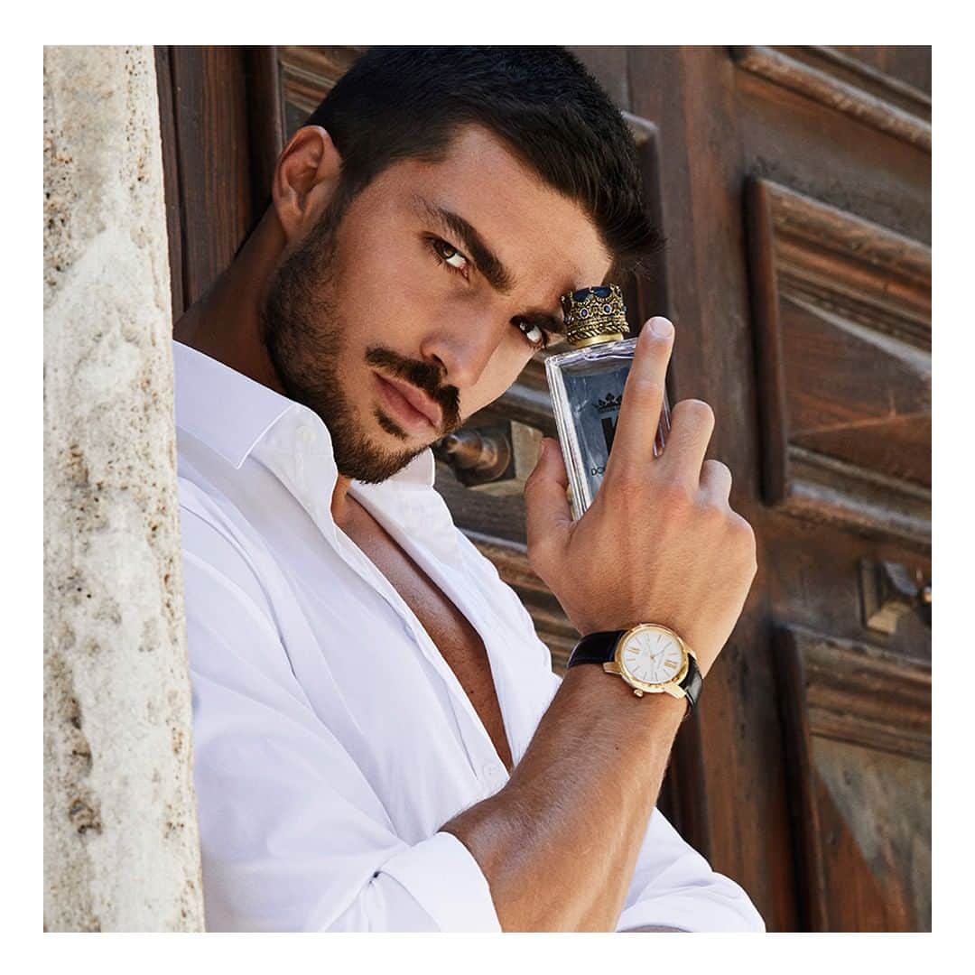 ドルチェ&ガッバーナさんのインスタグラム写真 - (ドルチェ&ガッバーナInstagram)「Mariano Di Vaio is the king of his everyday life, he owns his crown. Folllow his journey at @dgbeauty. #KbyDolceGabbana #OwnYourCrown #DGBeauty」8月17日 5時01分 - dolcegabbana