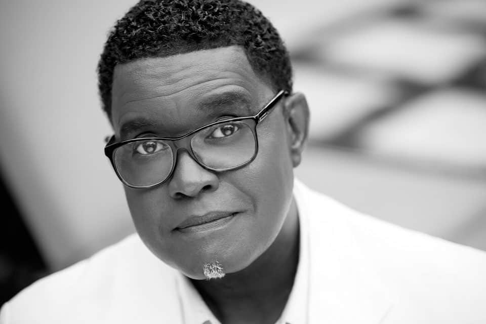 ネネ・リークスのインスタグラム：「SWIPE: Ain’t nothing like the love of a Leo man! My life would be empty without you in it Gregg! You have taught me that pleasing everyone is impossible but pleasing you is a MUST 🤣 HAPPY BIRTHDAY GREGG! I LOVE YOU FOREVER. Everybody go wish my hubby a happy healthy birthday....fun fact: there are 7 RHOA men. 5 of them are Leo’s. Can you name all 5?」