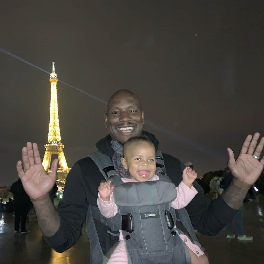 タイリース・ギブソンさんのインスタグラム写真 - (タイリース・ギブソンInstagram)「I had to tell my daughter on the way to the Eiffel..... Me: I’m going to be a tough act to follow... Shayla: What do you mena Dad?  Me : Your first boyfriend will be at 35 you’re going to be able to tell him sorry I my dad brought me to the Eiffel Tower first! Thank you father God we love you with our WHOLE HEARTS and appreciate you beyond words.... We will never ever take our “access” for granted!」8月17日 6時28分 - tyrese