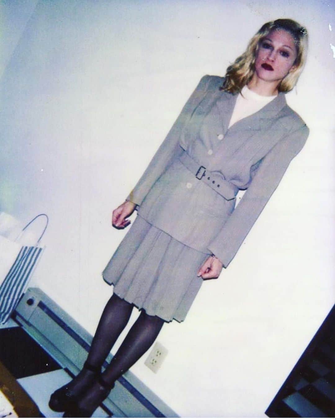 トームさんのインスタグラム写真 - (トームInstagram)「#HappyBirthday #Madonna so chic during fittings circa #BodyOfEvidence #BadGirl #Erotica #90s」8月17日 6時21分 - tomenyc
