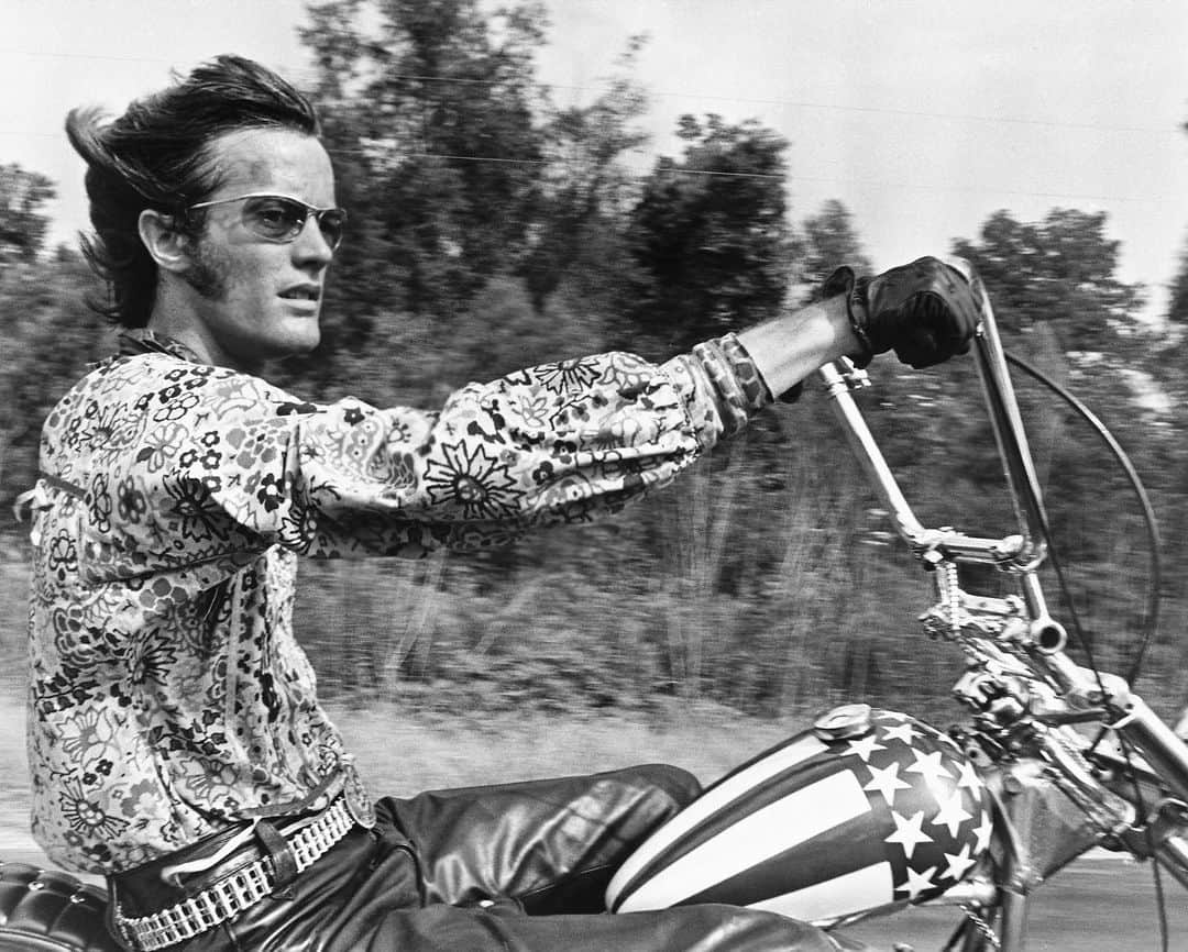 NBC Newsさんのインスタグラム写真 - (NBC NewsInstagram)「BREAKING: Peter Fonda, star of '#EasyRider,' dies at age 79, family says in statement. Click the link in our bio for more. . 📷 Silver Screen Collection / @gettyimages」8月17日 7時43分 - nbcnews