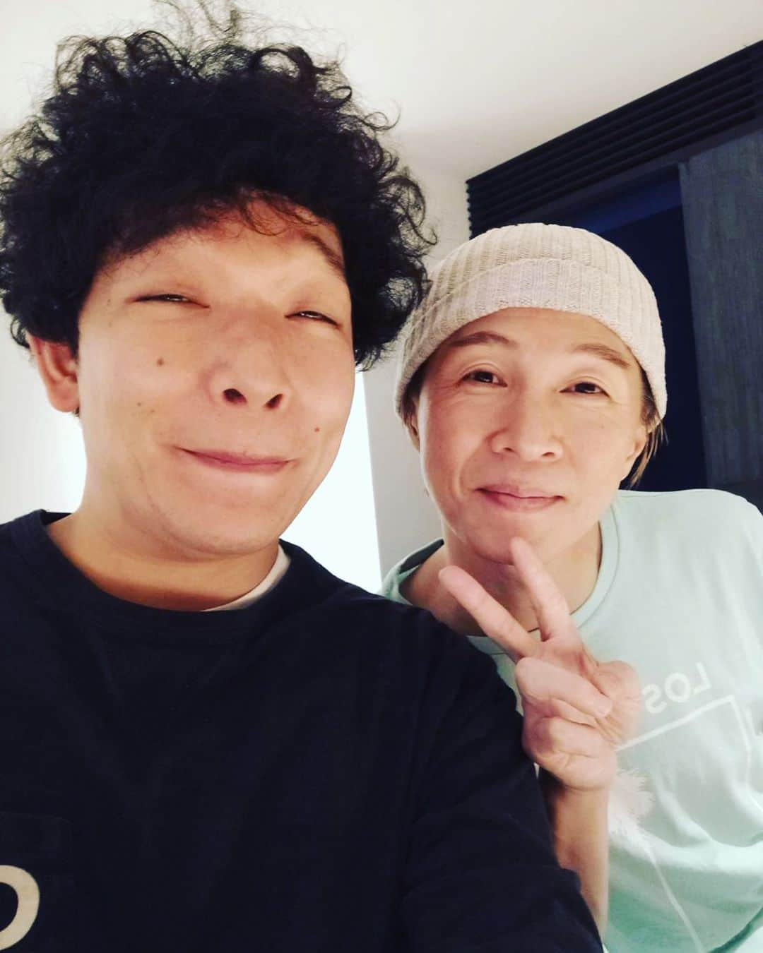 アキ（荒木良明）さんのインスタグラム写真 - (アキ（荒木良明）Instagram)「なんか一緒に仕事するの久しぶりやなぁ〜って🤗  #もじゃ吉田 #北海道滝川市ふるさと大使 #祇園花月 #吉本新喜劇 #吉本新喜劇アキ #感謝」8月17日 8時14分 - mizutamareppuaki