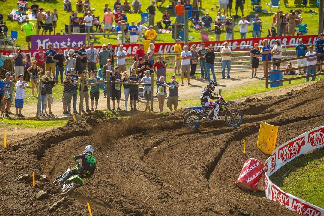 Racer X Onlineさんのインスタグラム写真 - (Racer X OnlineInstagram)「@dylanferrandis is 28 points back in the 250 Class championship, but if @adamcianciarulo somehow separates himself by at least 22 additional points he’ll clinch the title at Budds Creek. | Tap the 🔗 in our bio to see what else to keep an eye on this weekend at round 11 of @promotocross. (Photo: @kardyphoto)」8月17日 8時22分 - racerxonline