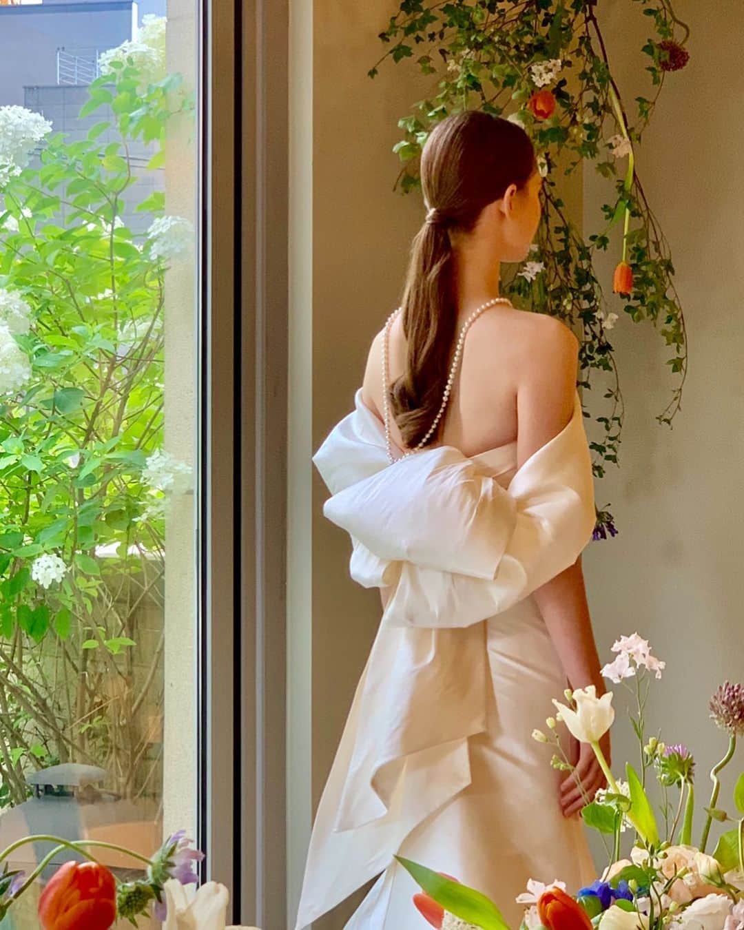 SOYOO BRIDALさんのインスタグラム写真 - (SOYOO BRIDALInstagram)「Oscar de la Renta by  S O Y O O B R I D A L 🔖  예상치 못하게 빨리 도착해  두배로 반가운 아이 🤭 #justarrivedinstore🛬 #2020spring #oscardelarenta #soyoobridal 🌿 #weddingdress2020」8月17日 8時31分 - soyoobridal_official