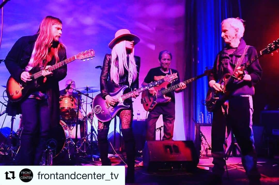 オリアンティさんのインスタグラム写真 - (オリアンティInstagram)「#Repost @frontandcenter_tv with @get_repost ・・・ #SquadGoals ~ @officialrobbykrieger, @orianthi, @lukasnelsonofficial, @philchendebassman. 😎🎸 . . This was such a fun #FrontAndCenter show with tons of special guests! Check it out now at www.pbs.org! . . . #robbykrieger #thedoors #orianthi #lukasnelson #guitar #music #psychedelicmusic #jimmorrison #60smusic #70smusic #jam #frontandcenter #frontandcentertv #frontandcenterpbs」8月17日 8時24分 - iamorianthi