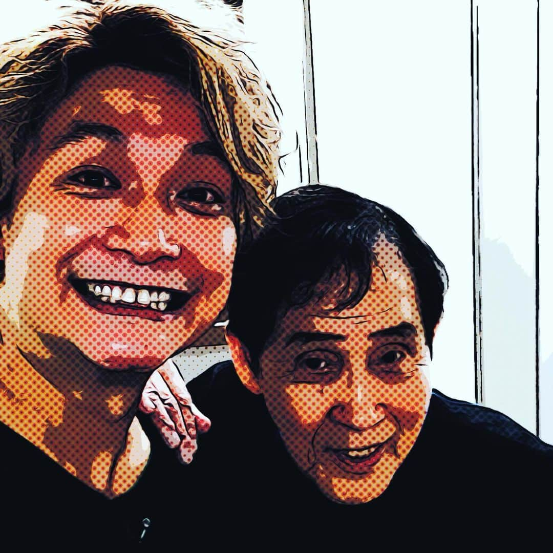 香取慎吾さんのインスタグラム写真 - (香取慎吾Instagram)「明日.18日(日) 22:50〜放送の #NHK #欽ちゃんのアドリブで笑  にゲスト出演させて頂きました！観てね！です！ #欽ちゃん が今ツイッターでみなさんからのリアクション550万超えに挑戦中です！欽ちゃんのツイッターに.みんな集まれ〜！！ #香取慎吾」8月17日 8時29分 - katorishingo_official