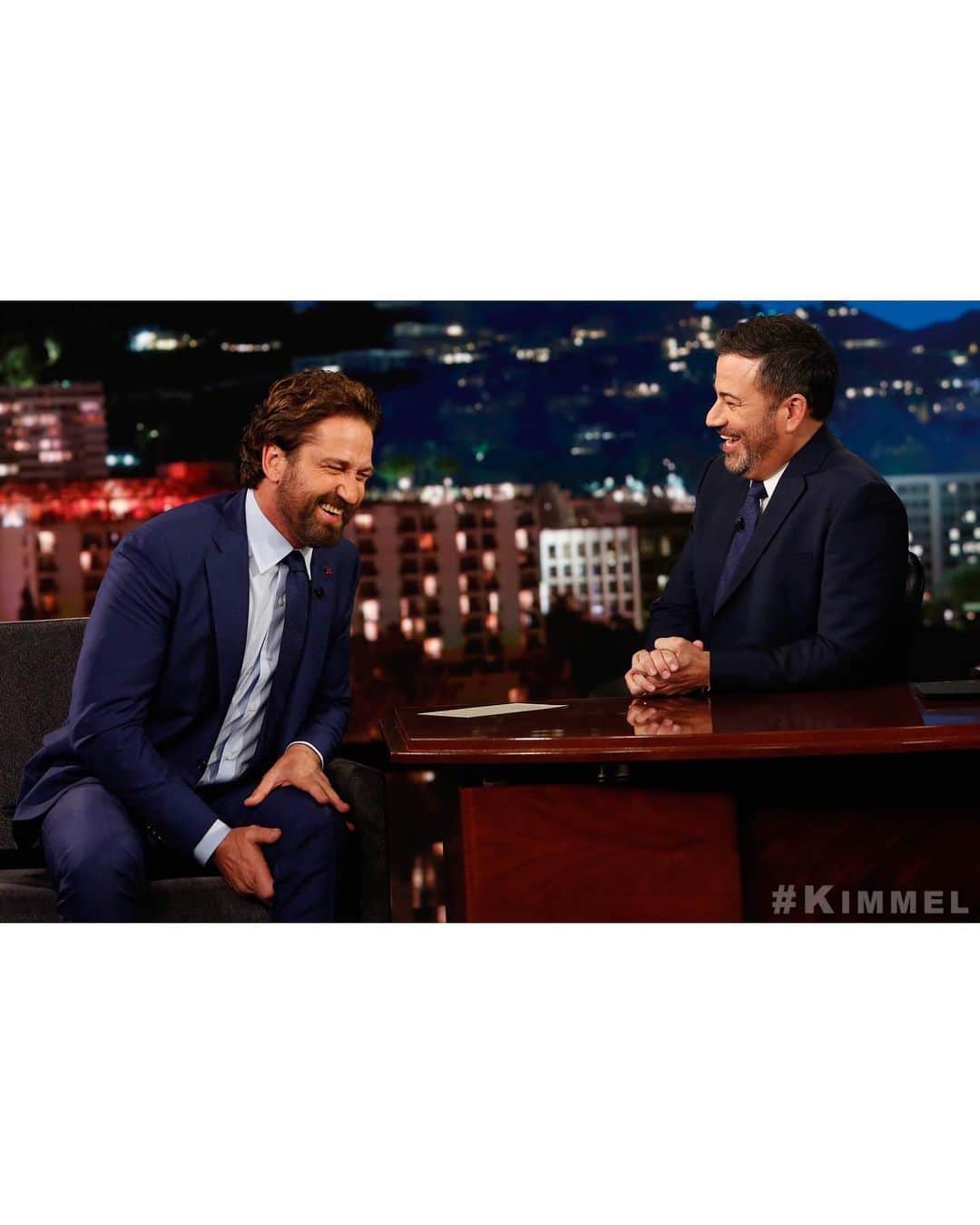 ジェラルド・バトラーのインスタグラム：「Last night shooting the shit with @JimmyKimmel. I had a big job on #AngelHasFallen making sure the legends @MorganFreeman and Nick Nolte were taken care of. Check out the clip in my Story to hear about the crazy stunts @Ric.Roman.Waugh put us through. In theaters in one week!」