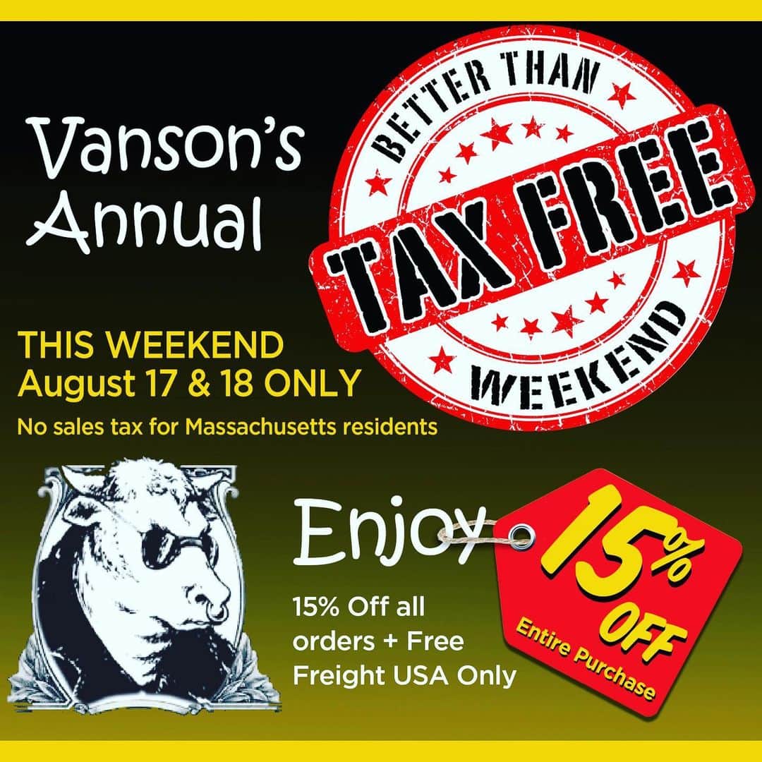バンソンさんのインスタグラム写真 - (バンソンInstagram)「You are not going to want to pass this opportunity!  THIS WEEKEND ONLY! 15% OFF + TAX FREE #ONLINE AND IN STORE, Saturday & Sunday.  #taxfree #sale #vansonleathers #weekend #leather #discount #vanson」8月17日 10時00分 - vansonleathers