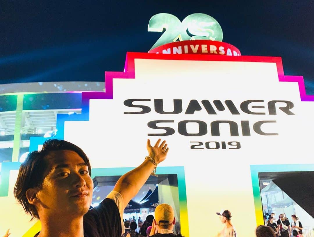 ダイキさんのインスタグラム写真 - (ダイキInstagram)「SUMMER SONIC 2019 ２日目参戦してきましたっ！ 怒涛の移動で ヤバイTシャツ屋さん マキシマムザホルモン CHAI RANCID MAN WITH A  MISSION BABYMETAL Red Hot Chili Peppers 存分に楽しませて頂きました！！ 最高の夏の思い出が出来ました。 特にRANCIDは本当に見れて最高だったし一番好きなバンド！！！ #SUMMERSONIC #summersonic2019 #サマソニ #フェス #夏の思い出」8月17日 21時36分 - daiki_sugiura0619