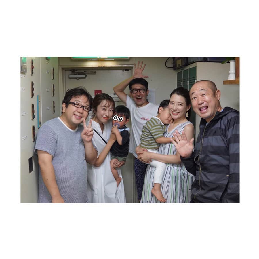 小熊美香さんのインスタグラム写真 小熊美香instagram 毎年恒例 関根勤さんが座長を務める カンコンキンシアターの楽屋に かじまりとお邪魔しました 関根さんをはじめ浅井企画の皆さんは 本当に本当に温かい方ばかりで お昼寝してしまった子熊