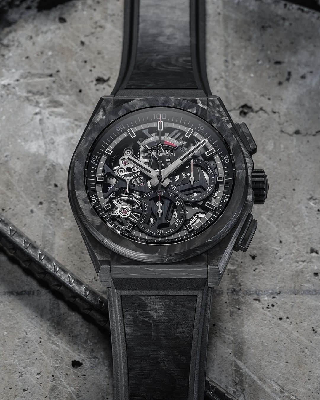 ゼニスのインスタグラム：「#Defy21: DEFY El Primero 21 Carbon, quite possibly the boldest 100th of a second chronograph ever made.  #Zenith #ZenithWatches #Watches #Carbon #Watch #Watchesofinstagram #Watchfam #WatchoftheDay #Luxury #WatchAddict #Watchcollector #Horology #DailyWatch #ElPrimero #Chronograph」