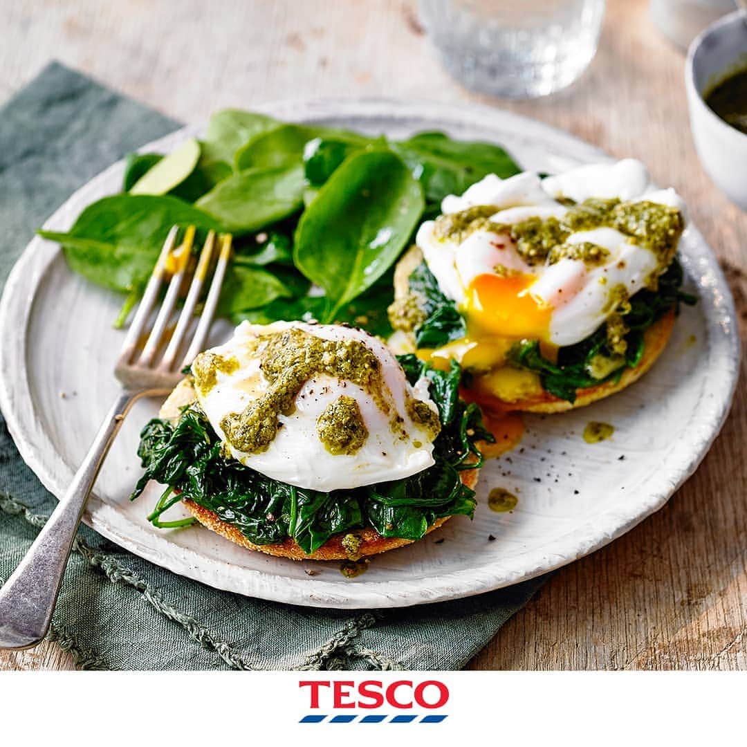 Tesco Food Officialさんのインスタグラム写真 - (Tesco Food OfficialInstagram)「Make your pesto the besto! Head to our Star Buy highlight for 3 big ideas on how to make your little jar go far - from basil’y brunches to beautifully fragrant broths.」8月17日 21時06分 - tescofood