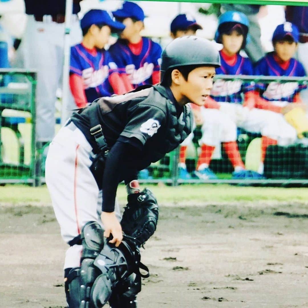 山本由伸さんのインスタグラム写真 山本由伸instagram 誕生日 21歳なりました 写真は良いのなかったから小学4年生の時のにしました 笑 少し大人になったような これからもよろしくお願いします 怪我は順調に回復してます 誕生日 オリックスバファローズ