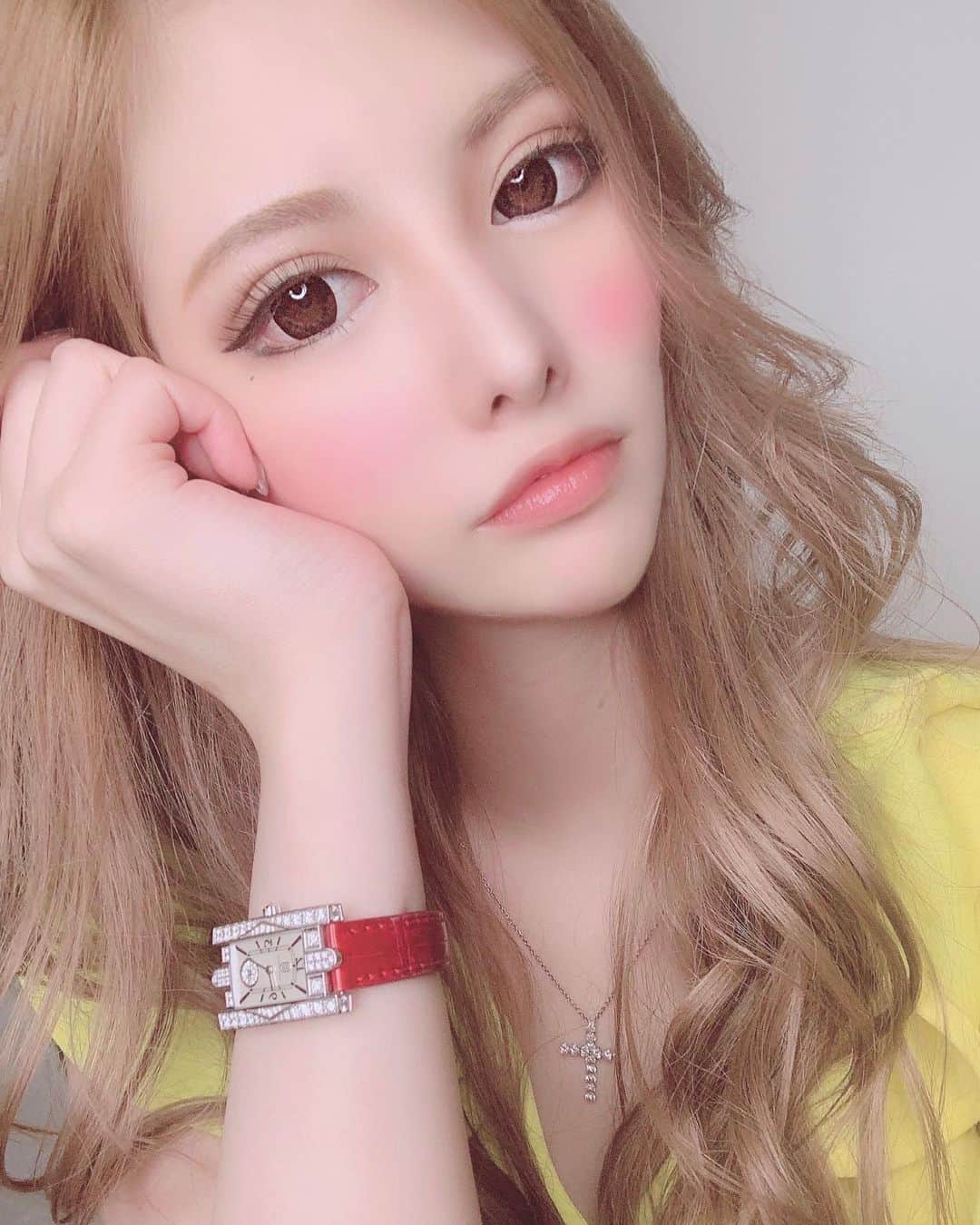 夏目こころさんのインスタグラム写真 - (夏目こころInstagram)「大好きな黄色のドレスで 撮影してきたよ🌻」8月17日 12時58分 - corocorococoro0901