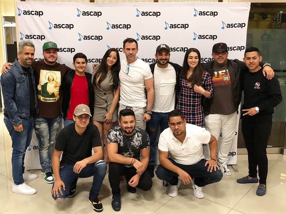 ASCAPさんのインスタグラム写真 - (ASCAPInstagram)「From creating a song at @ascaplatino x @delrecords writing camp to getting it placed on an album! Congrats to writers @fernanditadiazj @moisesarellanes & @yoelhenriquez on “Yo Te Creí” out now on @uliceschaidezoficial new record. Listen at the link in our bio #SomosASCAP」8月17日 13時22分 - ascap