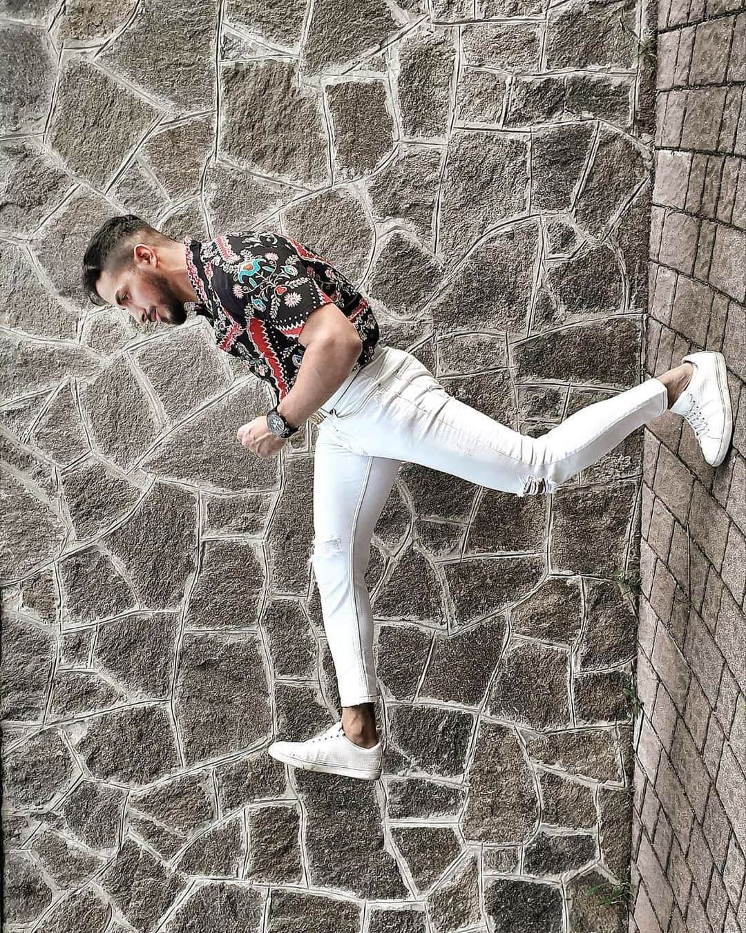 STYLE4GUYSのインスタグラム：「@FashionNovaMEN has your OOTD staples 🙌 Get your basics on @FashionNovaMEN🔥」