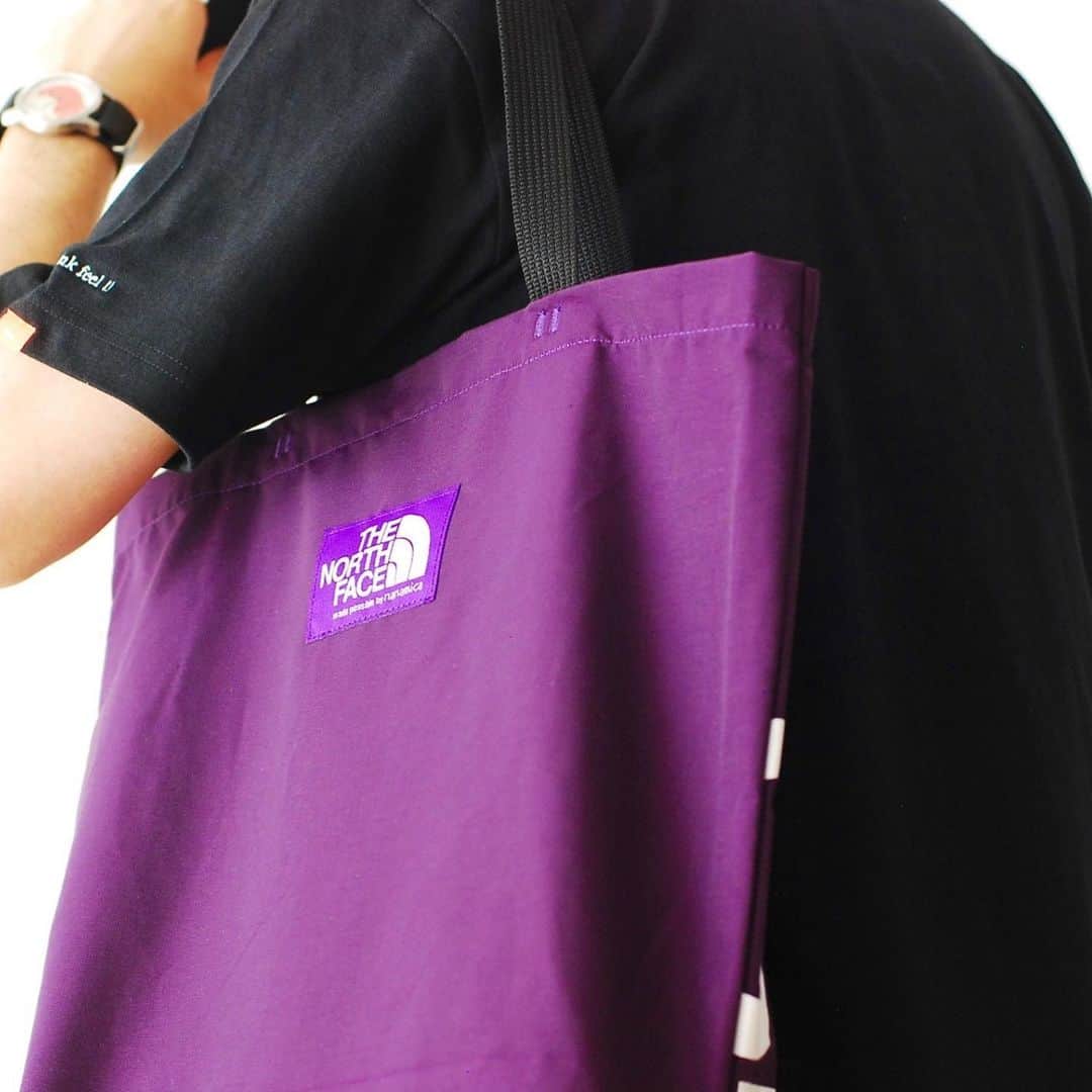 wonder_mountain_irieさんのインスタグラム写真 - (wonder_mountain_irieInstagram)「_ THE NORTH FACE PURPLE LABEL -ザ ノース フェイス パープルレーベル- “Logo Tote” ￥7,452- _ 〈online store / @digital_mountain〉 https://www.digital-mountain.net/shopdetail/000000010027/ _ 【オンラインストア#DigitalMountain へのご注文】 *24時間受付 *15時までのご注文で即日発送 *1万円以上ご購入で送料無料 tel：084-973-8204 _ We can send your order overseas. Accepted payment method is by PayPal or credit card only. (AMEX is not accepted)  Ordering procedure details can be found here. >>http://www.digital-mountain.net/html/page56.html _ #nanamica  #THENORTHFACEPURPLELABEL  #ナナミカ #ザノースフェイスパープルレーベル _ 本店：#WonderMountain  blog>> http://wm.digital-mountain.info/blog/20190810-1/ _ 〒720-0044  広島県福山市笠岡町4-18  JR 「#福山駅」より徒歩10分 (12:00 - 19:00 水曜定休) #ワンダーマウンテン #japan #hiroshima #福山 #福山市 #尾道 #倉敷 #鞆の浦 近く _ 系列店：@hacbywondermountain _」8月17日 14時39分 - wonder_mountain_