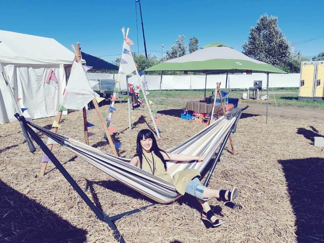 TOKIEさんのインスタグラム写真 - (TOKIEInstagram)「BOHEMIAN GARDEN待機中。 16:30~やりますー。  #risingsunrockfestival」8月17日 15時22分 - tokieofficial1