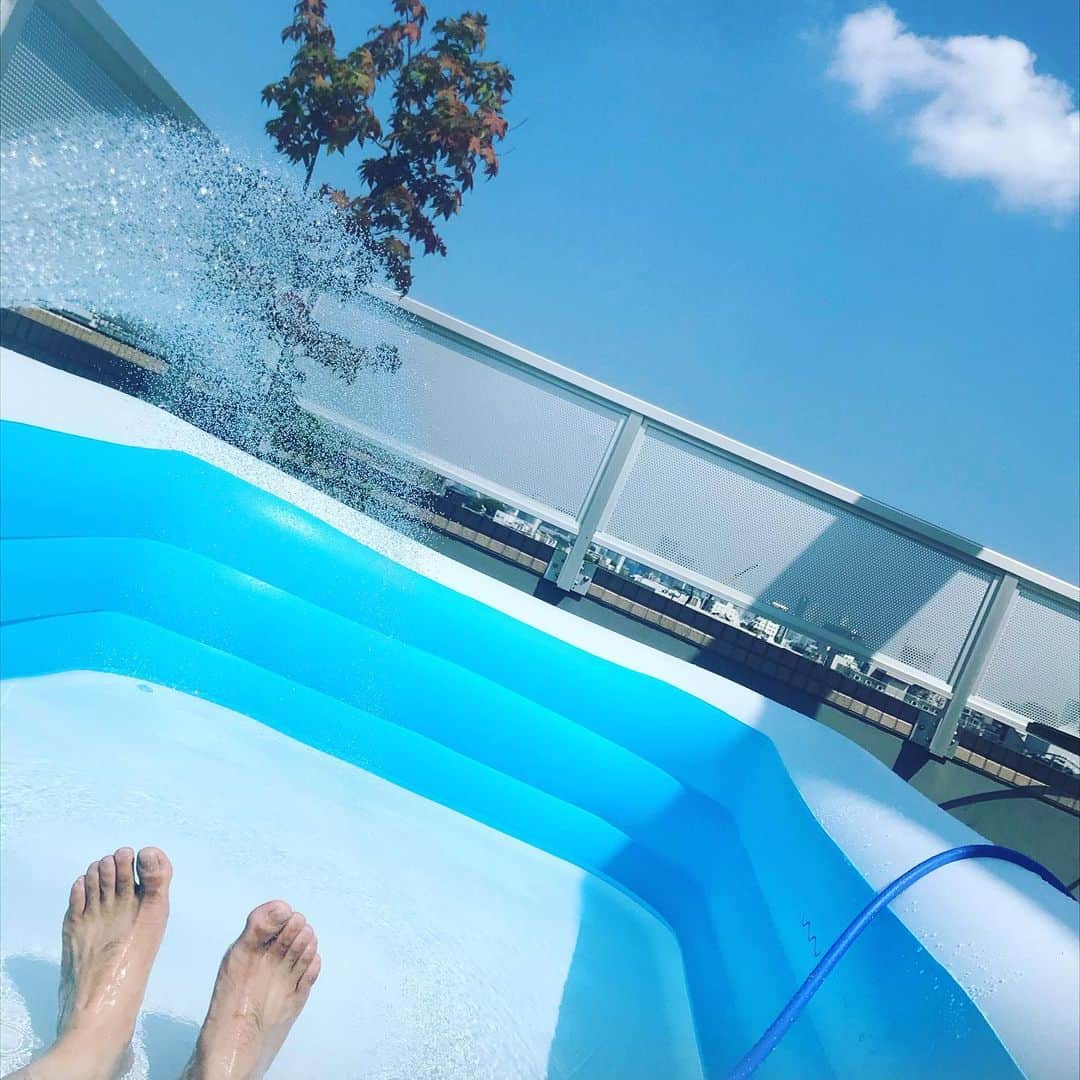 丸山敬太さんのインスタグラム写真 - (丸山敬太Instagram)「今の家に引っ越してきてから、昼間家にいるのが楽しくなった。  まだ片付いてないけどねー」8月17日 15時17分 - keitamaruyama