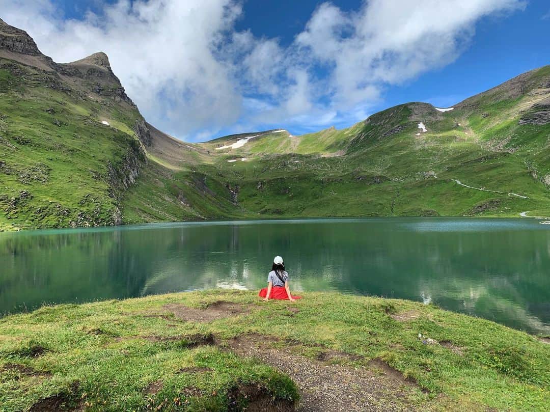 端田三奈未さんのインスタグラム写真 - (端田三奈未Instagram)「📍Bachalpsee Lake Switzerland  #アーカイブ #加工なしでこの綺麗さ」8月17日 15時57分 - scr_mi