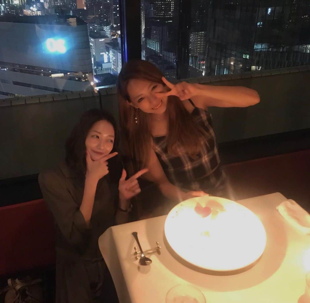 松岡知穂のインスタグラム：「お誕生日おめでとう🥰#えみちほ」