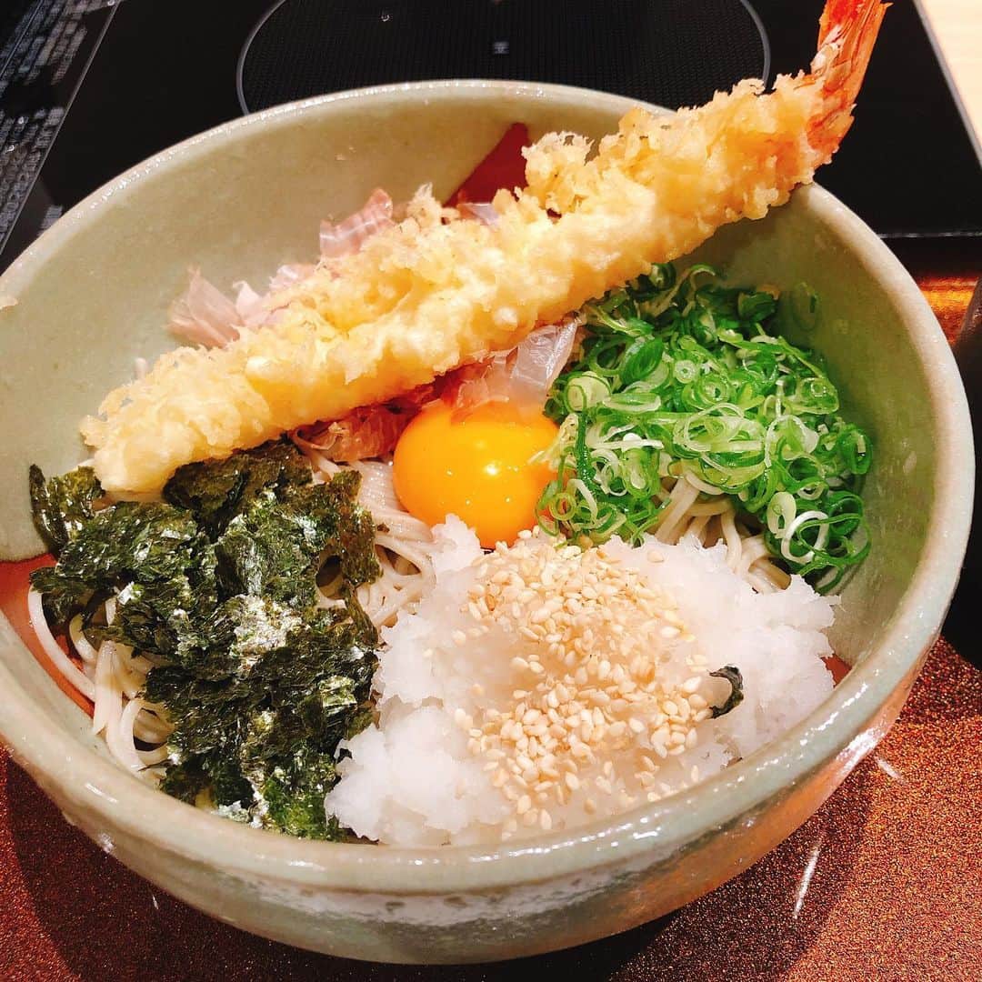 川田裕美さんのインスタグラム写真 - (川田裕美Instagram)「おいしかったー！エビ天そば✨🥰 #食べ物ばっかり」8月17日 15時55分 - hiromikawata163