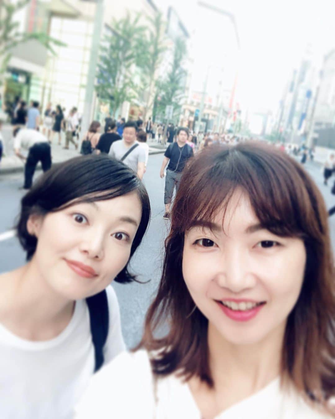 阿部洋子さんのインスタグラム写真 - (阿部洋子Instagram)「🥂🎂🍰🍴🧚‍♂️ お誕生日が1日違いの妹と、 1週間早いお誕生会ランチ。 会うの久しぶり。 一方的に近況報告。 4コ下だけど、 あたすよりも、 ある意味だいぶ大人なのかもしれん。 #pre #happybirthday #8月22日  #8月23日  #lunch  #泡  #champagne」8月17日 21時47分 - hirocoring