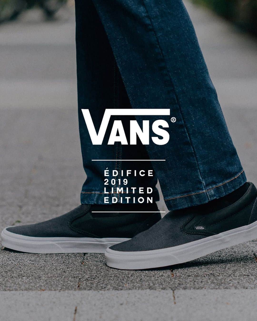 のインスタグラム：「【VANS Slip-On】﻿ - Herring bone 販路限定モデル -﻿ ﻿ 元々は"ERA"の改良版として登場し、脱ぎ履きの楽さ等からサーファーの間で大流行となった"CLASSIC SLIP-ON"。 ﻿ ﻿ モノトーンで統一されたヘリンボーンファブリックのクラシックな雰囲気のあるカラーリングはコーディネートに取り入れやすい形となっています。﻿ ﻿ 日本国内ではEDIFICEでしか手に入らない、ファンのみならず1足は確実に押さえておきたい販路限定モデルです。﻿ ﻿ ﻿ ﻿ Shoes : 【VANS】¥7,000+tax﻿ ﻿ ﻿ ﻿ ﻿ ﻿ ﻿ ﻿ #edifice #vans #classicslipon #vanslover #shoesaddict #shoestagram #kicks #kickstagram #shoeslovers #shoesaholic #shoefashion #sneakeraddict #sneakerheads #mensshoes #mensfashion #mensstyle #menwithclass #menwithstyle #dapper #dapperman #dapperstyle #エディフィス #販路限定モデル」