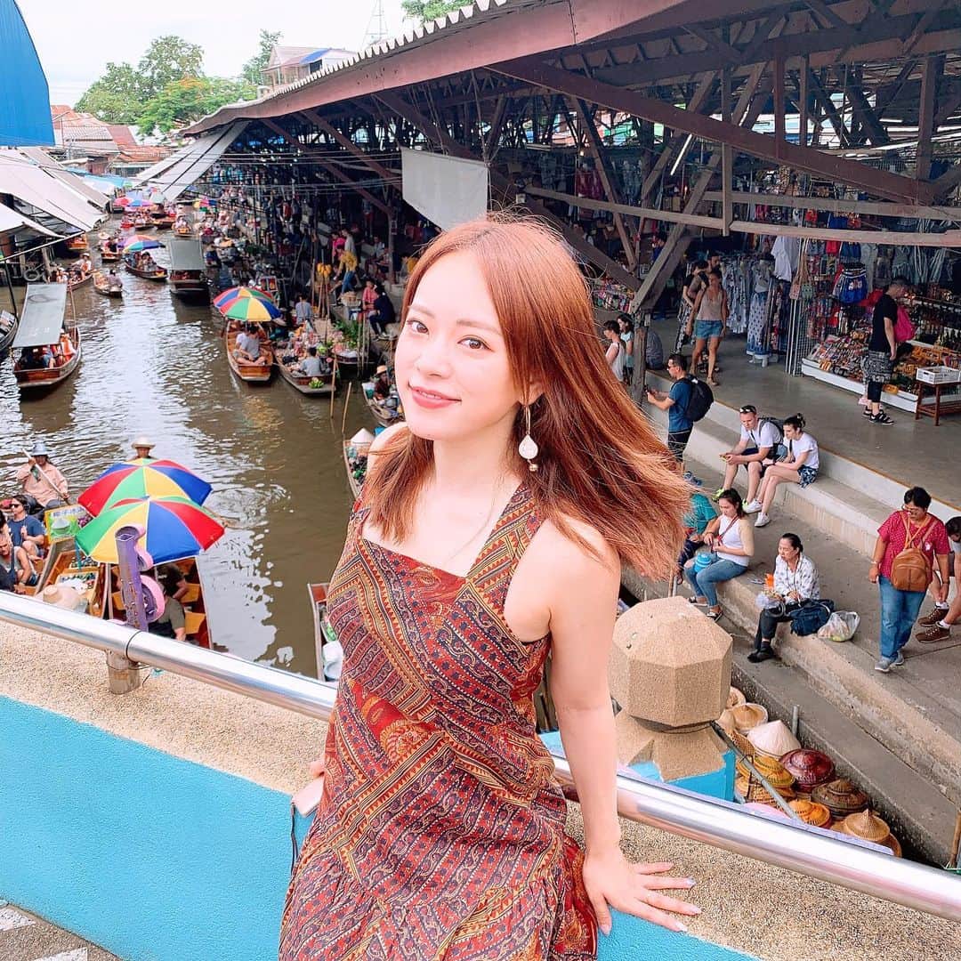 関根理紗さんのインスタグラム写真 - (関根理紗Instagram)「もはやもう懐かしいと感じる笑 #水上マーケット #thai #メークロン市場 #水上大渋滞」8月17日 16時36分 - sekine.risa