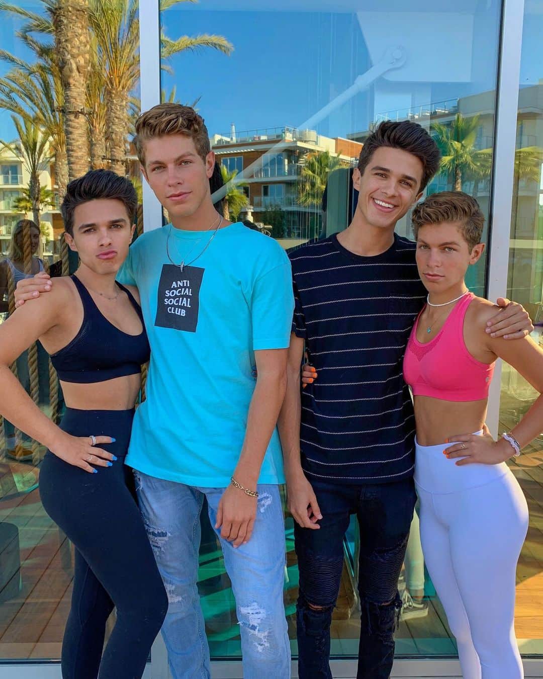 Brent Riveraのインスタグラム：「Who has the cuter date? 😍😫」