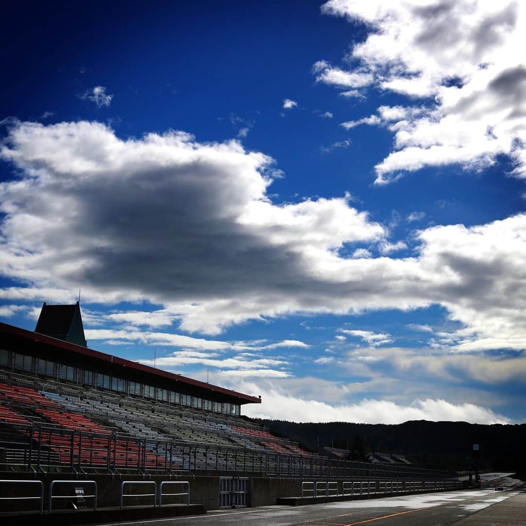 脇阪寿一さんのインスタグラム写真 - (脇阪寿一Instagram)「三橋仁明写真館 GR 86/BRZ Race Rd6  予選10位 決勝 リタイヤ  #gr86brzrace #toyota #86 #三橋仁明」8月17日 17時24分 - juichiwakisaka