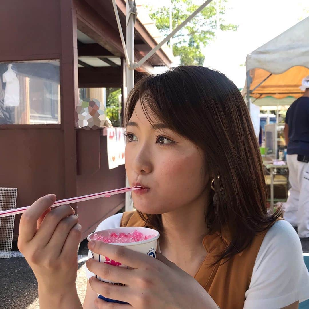 工藤遥さんのインスタグラム写真 - (工藤遥Instagram)「今年初かき氷はいちご シロップかけ放題だったので、 実はこの後にブルーハワイもかけました😅よくばり〜〜 #カメラマンは弟 #思ってたより上手でビックリ #今後は頼んだよ#笑 #📸」8月17日 17時53分 - haruka_kudo.official