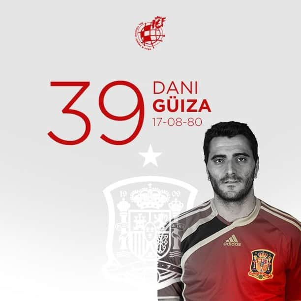 サッカー スペイン代表チームさんのインスタグラム写真 - (サッカー スペイン代表チームInstagram)「🥳¡Feliz cumpleaños a Dani Güiza! El delantero jerezano, campeón de Europa en 2008, autor de 6 goles en 21 partidos, cumple 39 años. ¡¡MUCHAS FELICIDADES!!🎂 #HBD」8月17日 18時01分 - sefutbol