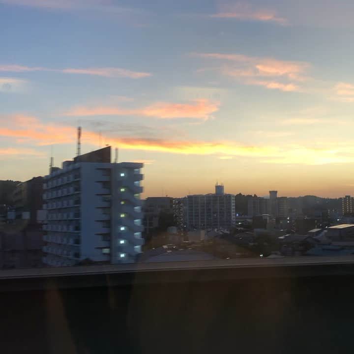 のインスタグラム：「夕焼けきれい Beautiful sunset #sunset #夕焼け #japan #日本」