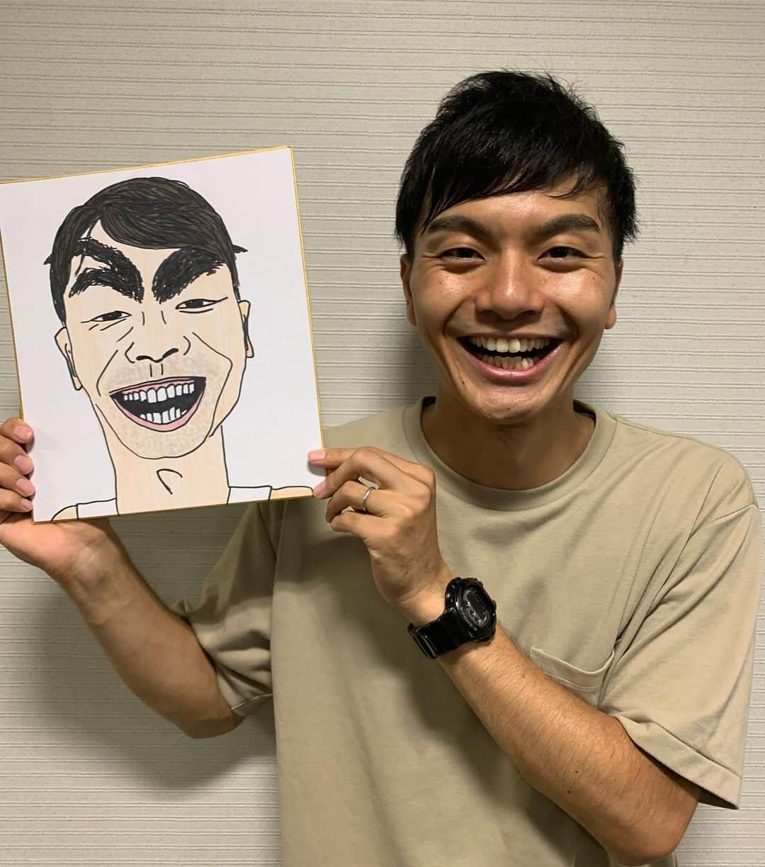 kento fukayaさんのインスタグラム写真 - (kento fukayaInstagram)「【さえない似顔絵29】 令和喜多みな実 河野さん  #さえない似顔絵 #似顔絵 #イラスト #お笑い #芸人 #よしもと漫才劇場 #令和喜多みな実 河野さん #毎年蟹鍋会をしてくれて #そこでも深夜3時まで #MCをしてくれる #MCしなかったら死ぬ #マグロの止まると死ぬ #とほぼ類似の現象らしい #kentofukaya」8月17日 18時56分 - kento1989