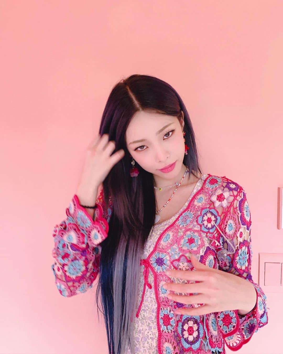 Heizeさんのインスタグラム写真 - (HeizeInstagram)「아 핑크랑 꽃 이제 질리네 . ㅋ 💖🌸💘🎀💗💕🌷 (진리네 ^^ ~ ) 💝💐💝💞🌷💓🎀💓💗💖」8月17日 19時13分 - heizeheize